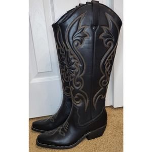 Wild Fable Black and Brown Western Boots